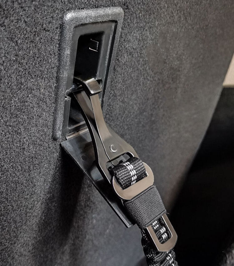 Keep Your Pup Safe: Reflective Retractable Dog Car Seat Belt