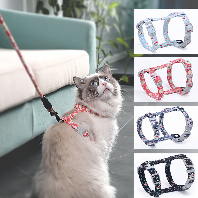 Sweet I-Shape Chest Buddy: Comfortable Walks for Your Feline Friend