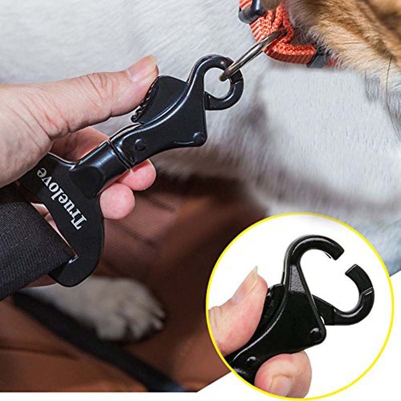Ultimate Pet Car Safety Buckle: Travel with Confidence