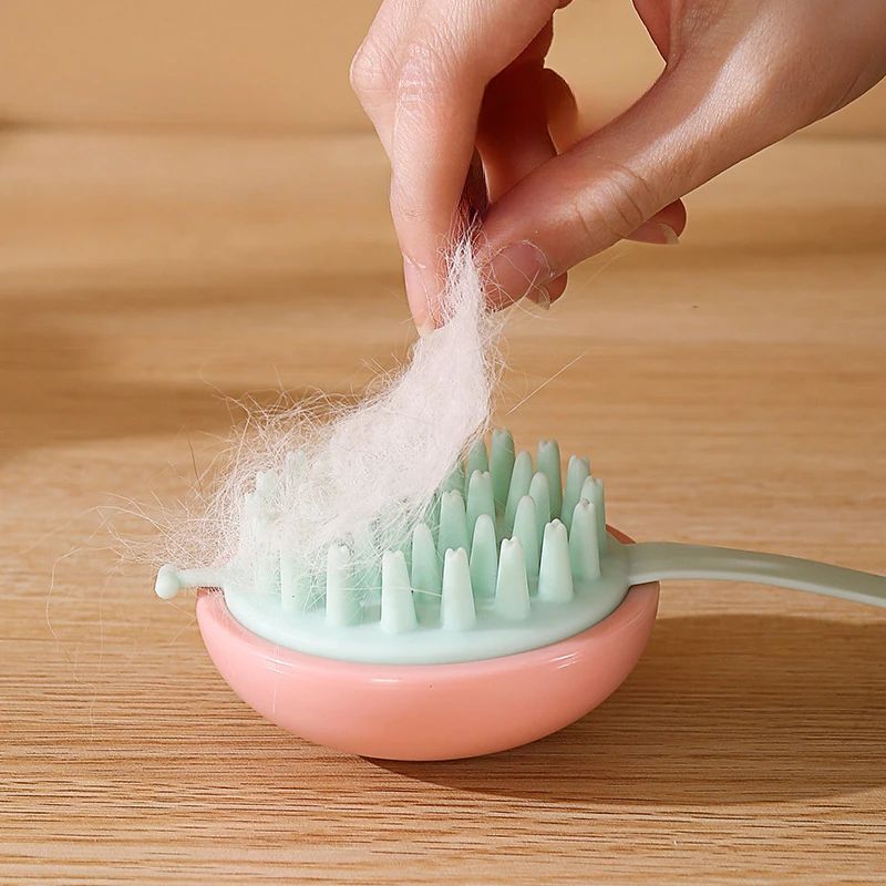 Happy Paws: Soft Silicone Pet Cleaning Brush
