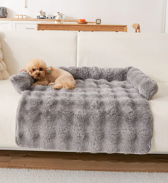 Thick Winter Haven for Your Furry Friend