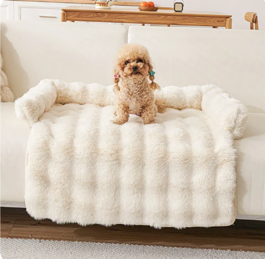 Thick Winter Haven for Your Furry Friend