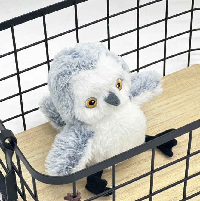 Pounce-Ready Plush Bird: Rechargeable Joy for Indoor Pals