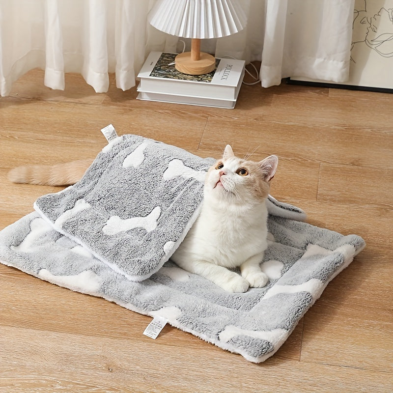 Cozy Up Your Pup: Self-Warming Reversible Fleece Crate Mat for Dogs & Cats