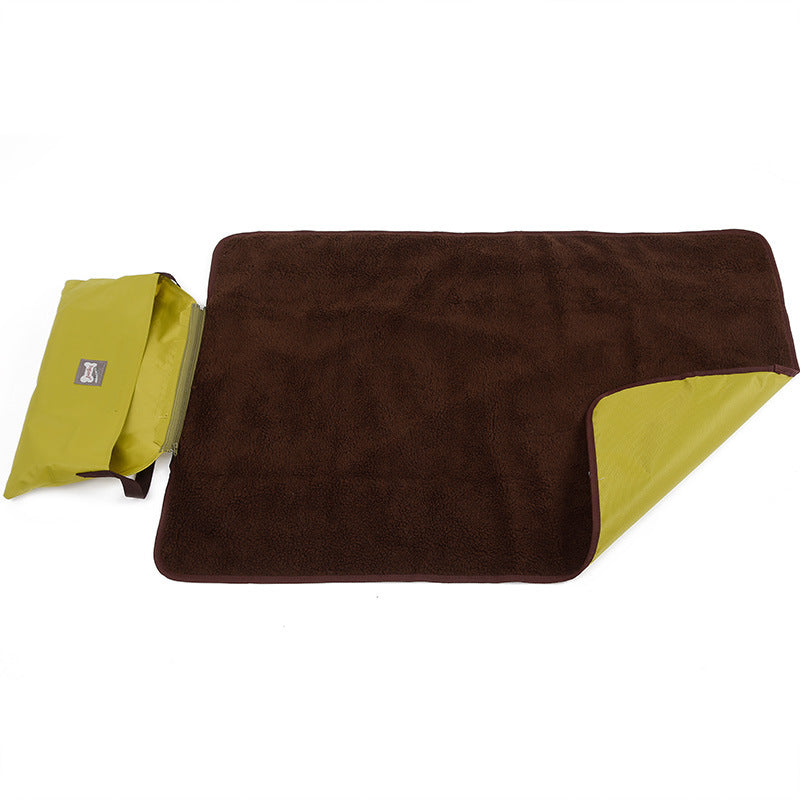 Ultimate Cozy Waterproof Folding Blanket for Pets